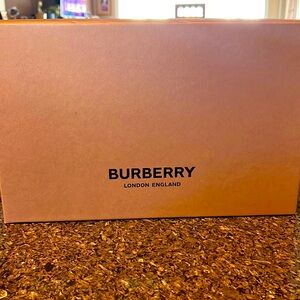 Burberry Mens Low Top - Rubber Sole. Brand new - never worn